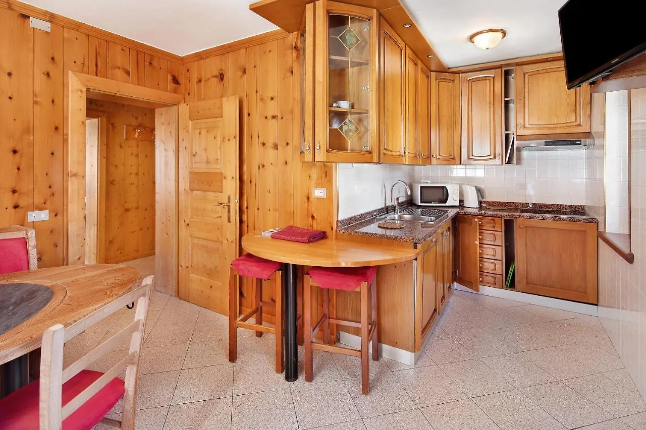 Apartment Baita Paola 8 Posti Livigno